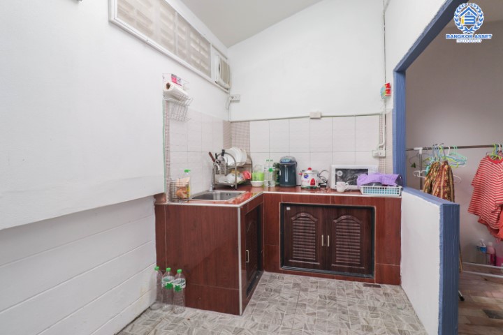 *****ทาวน์เฮ้าส์มือสองย่านนนทบุรี ม.ปิยวรารมย์3 บ้านกล้วย-ไทรน้อย เนื้อที่ 16 ตร.ว. ฟังก์ชัน 2 ห้องนอน 2 ห้องน้ำ 1 ที่จอดรถ บ้านสวย และถูกที่สุด แถมฟรี! 1 เครื่องปรับอากาศ บนทำเลแห่งการเดินทาง ใกล้รถไฟฟ้า "สถานีคลองบางไผ่" จองเลย!